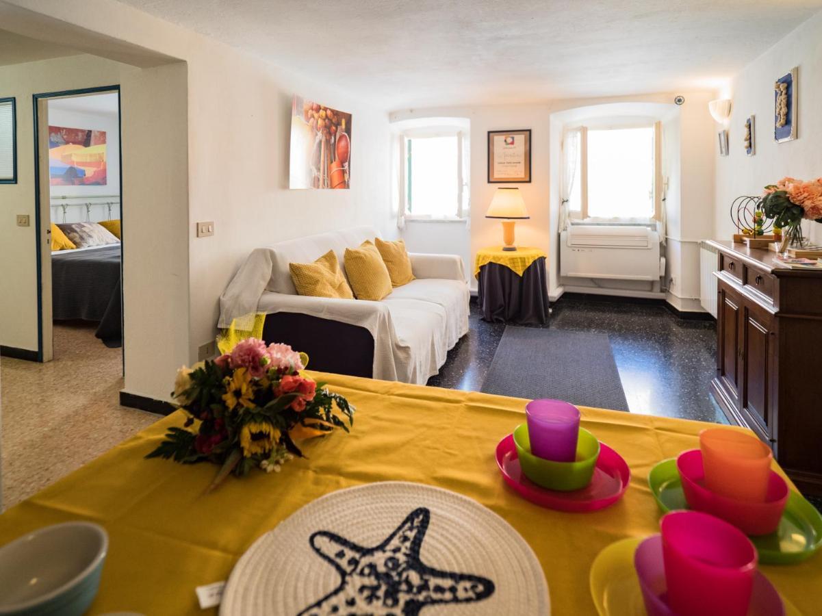Mainetta Sea View Apartment With Ac เวอนาซซา ภายนอก รูปภาพ
