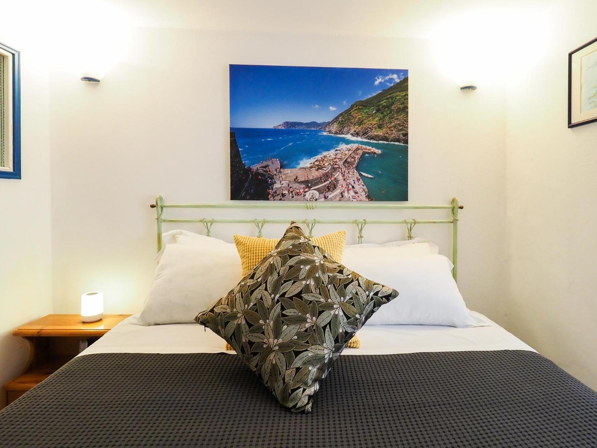 Mainetta Sea View Apartment With Ac เวอนาซซา ภายนอก รูปภาพ